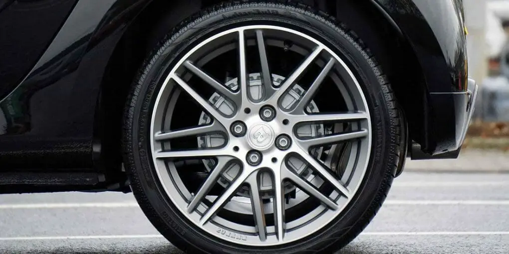 Duck Commander Tire Reviews