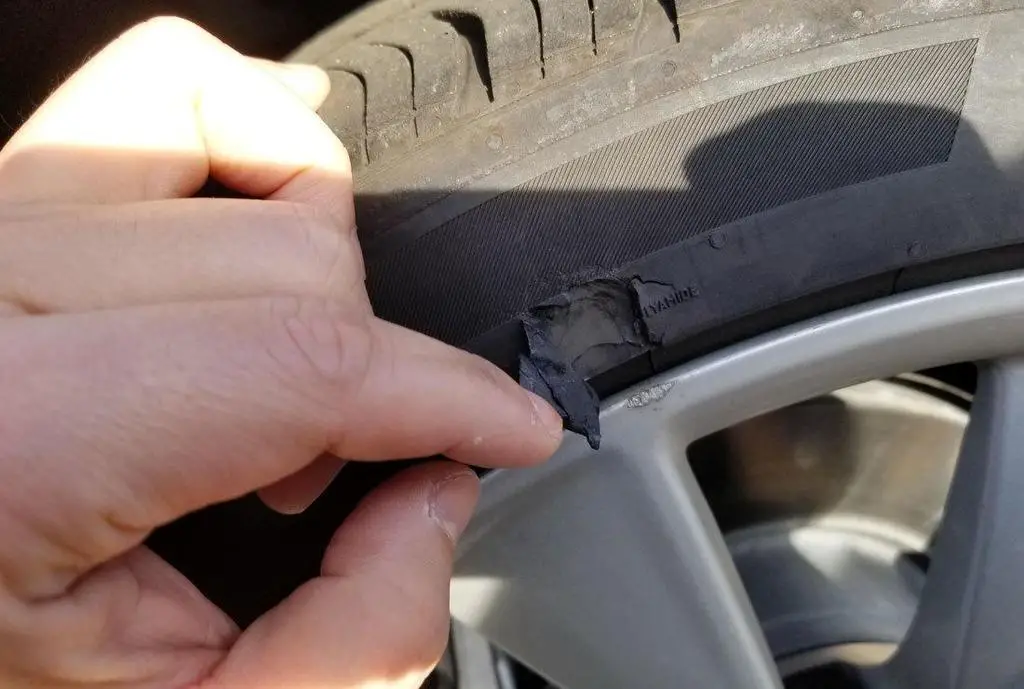 how to repair a tire