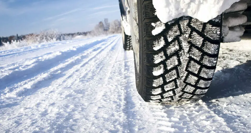 snow-tire-requirements