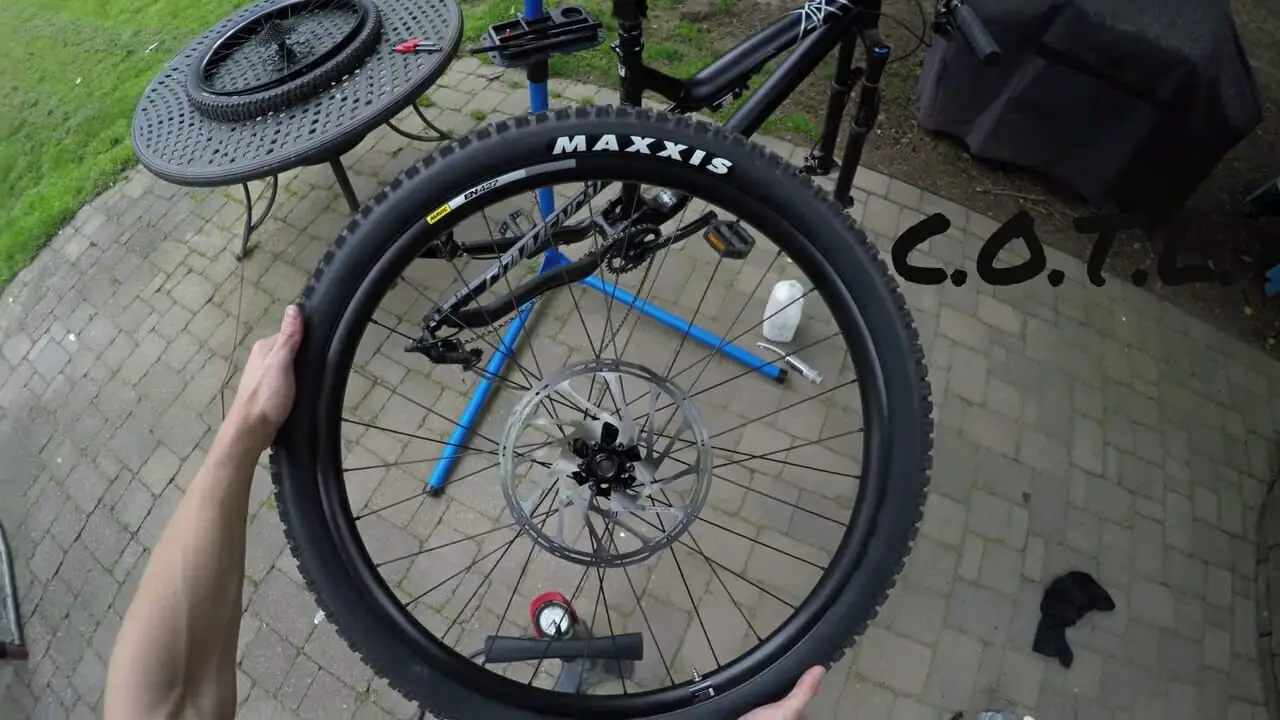 How To Convert To Tubeless Mountain Bike Tires