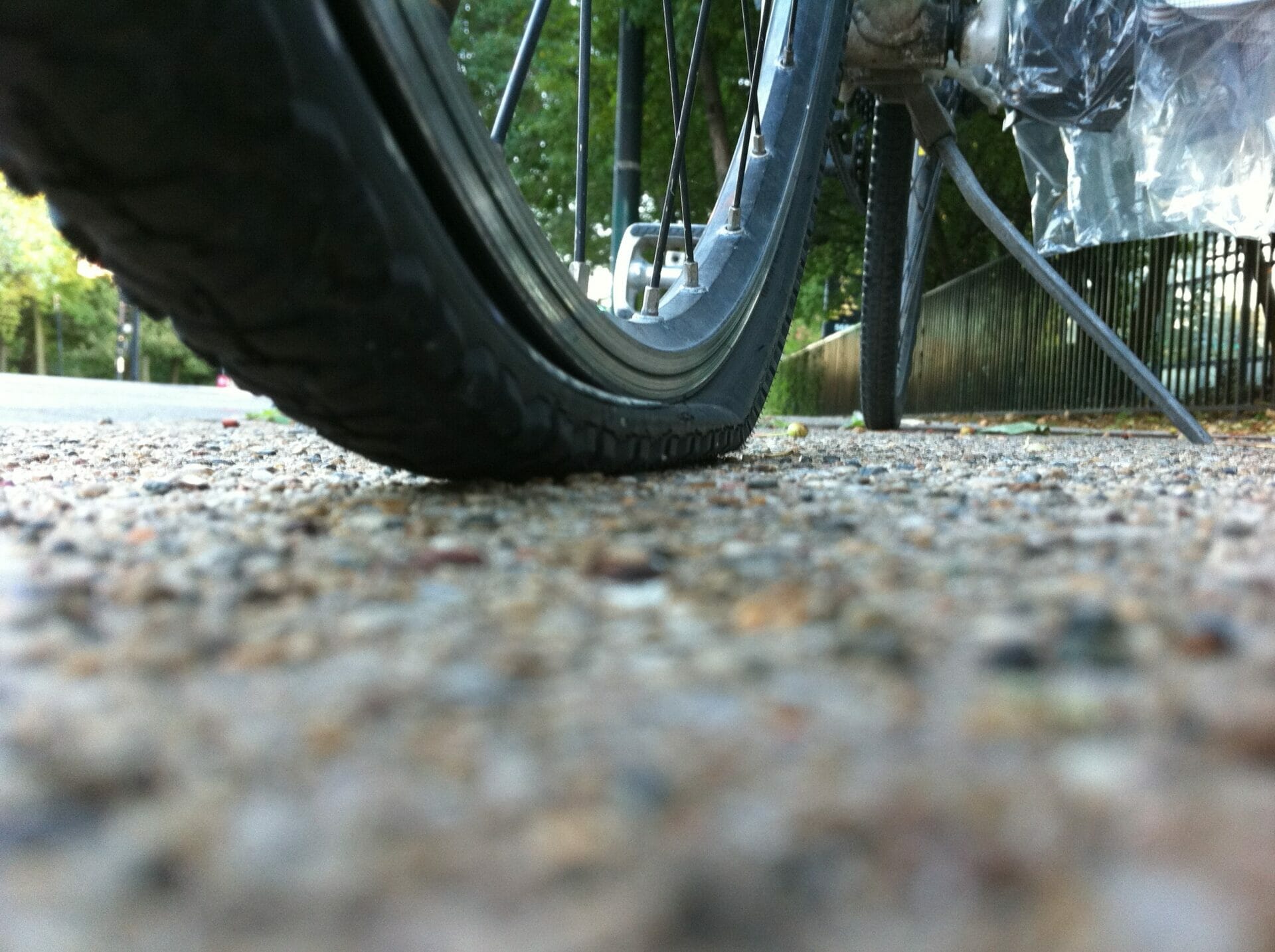 How To Deflate Road Bike Tires